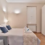 Clima-Netflix-Wifi-Garage - Garden Suite