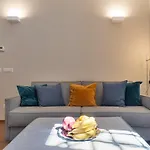 Clima-Netflix-Wifi-Garage - Garden Suite